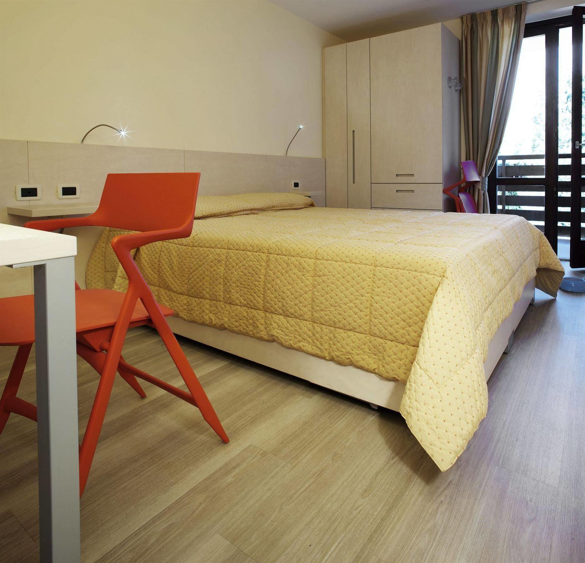 Alaska Hotel 3*